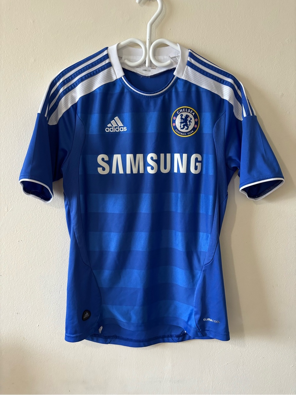 Authentic chelsea 2011-12 home jersey Medium